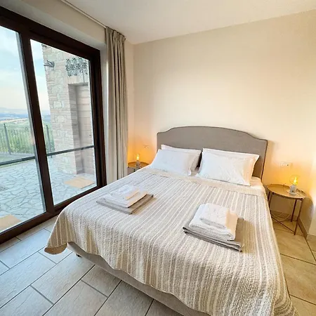 La Luna Di Mezzanotte Apartment *